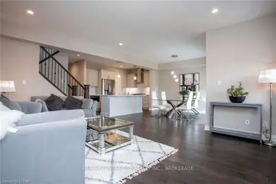 916 HOLTBY Court, London North, ON N6G 0W9