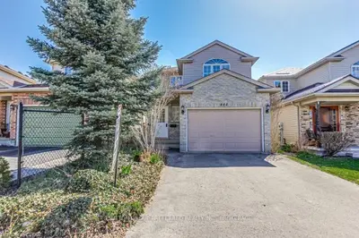 444 EXMOUTH Circle, London East, ON N5V 5G6