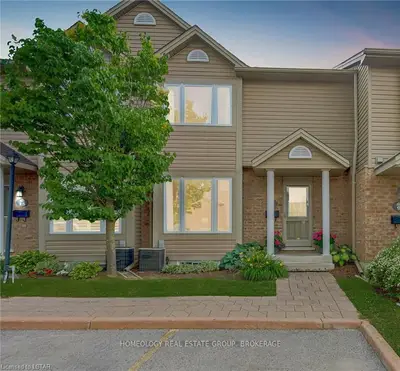 1320 SAVANNAH Drive 11, London North, ON N5X 0B7