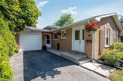 95 ALAYNE Crescent, London South, ON N6E 2A2