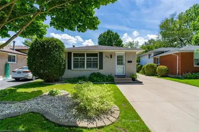 443 FERNDALE Avenue, London South, ON N6C 2Z2