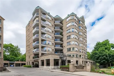281 BRISTOL Street 703, Guelph, ON N1H 8J3