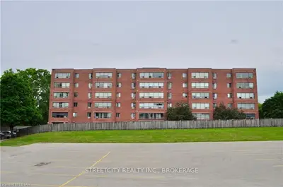 650 CHEAPSIDE Street 305, London East, ON N5Y 5J8