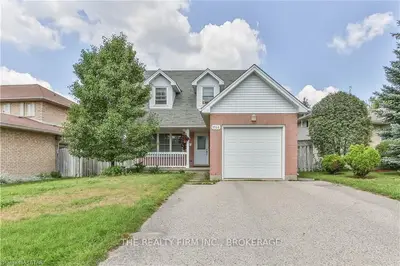 1144 ALDERSBROOK Road, London North, ON N6G 2X8