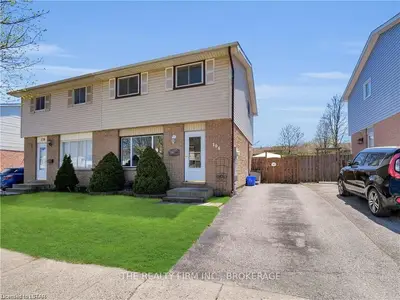106 PAULINE Crescent, London South, ON N6E 2L3