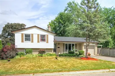 181 McMaster Drive, London South, ON N6K 1J6
