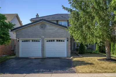 74 Barrydale Crescent, London North, On N6g 2x4