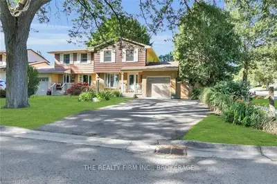 661 GALLOWAY Crescent, London South, ON N6J 2Y6