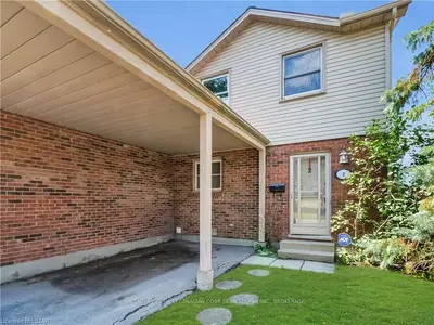 1330 JALNA Boulevard 2, London South, ON N6H 2H7