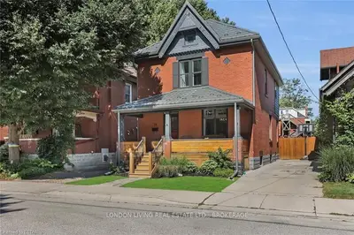 18 BELLEVUE Avenue, London South, ON N6C 4A6