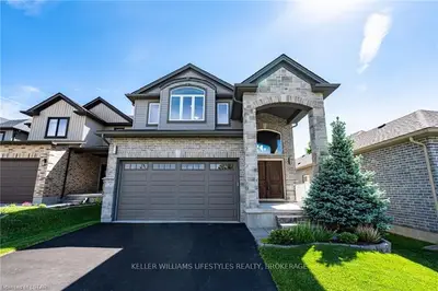 1974 GOUGH Avenue, London North, ON N5X 0H2