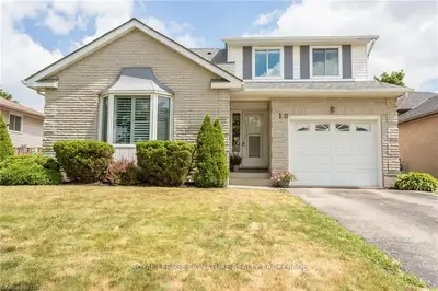 10 RIPLEY Road, London East, ON N5V 3V1
