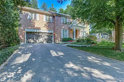 35 WIMBLEDON Court, London South, ON N6C 5C9