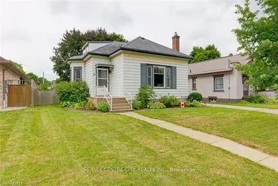 30 Harvey Street, Aylmer, On N5h 1t1