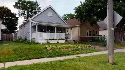 186 STERLING Street, London East, ON N5Y 1Z2
