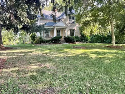 8449 Irish Drive, Strathroy-caradoc, On N0l 1w0