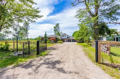 6372 FALCONBRIDGE DRIVE Drive, Southwest Middlesex, ON N0L 1A0