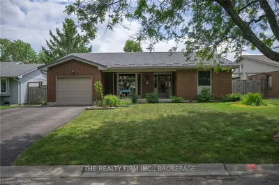 40 HAVENRIDGE Crescent, London North, ON N6H 4L6