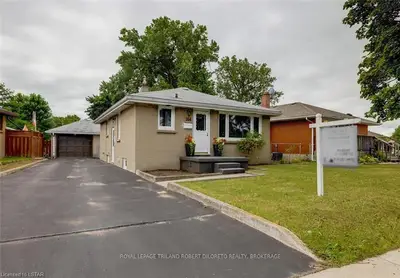 264 MERLIN Crescent, London East, ON N5W 5A5