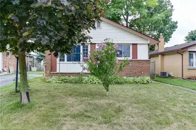88 WEXFORD Avenue, London East, ON N5V 1M2