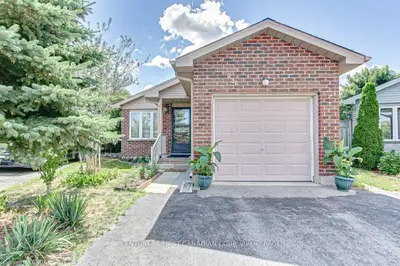 236 SIMPSON Crescent, London East, ON N5V 5E1