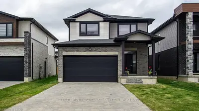 1576 HENRICA Avenue, London North, ON N6G 0S8