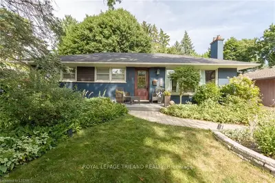 460 BLAKE Street, London South, ON N6K 2N7
