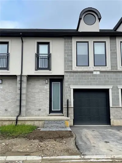 1870 Aldersbrook Gate 29, London North, ON N6G 3R4