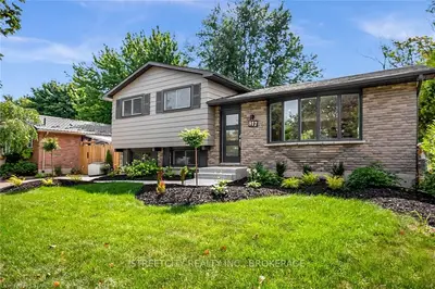 817 DULANEY Drive, London South, ON N6C 3W3