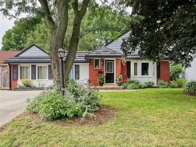 38 DAVID Street, London South, ON N6P 1B7