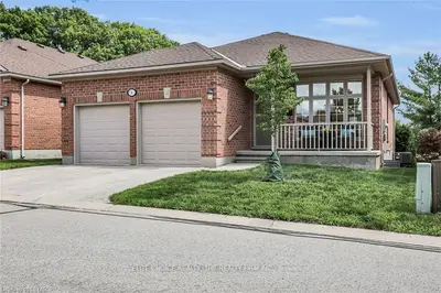 14 CADEAU Terrace 4, London South, ON N6K 4X5