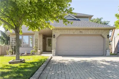 47 BARRYDALE Court, London North, ON N6G 4G4