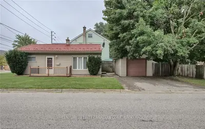 720 CHEAPSIDE Street, London East, ON N5Y 3Y5