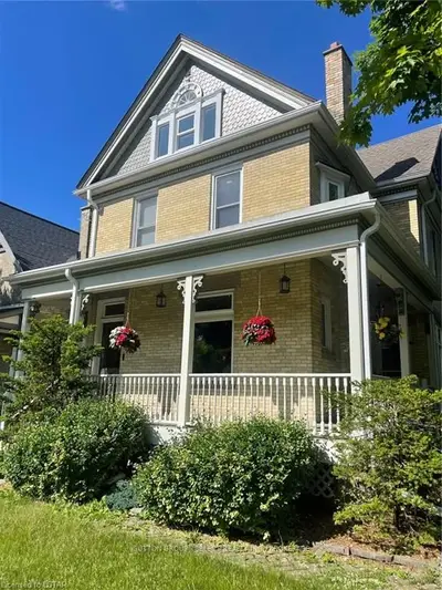 799 HELLMUTH Avenue, London East, ON N6A 3T6