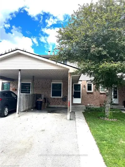 160 CONWAY Court 16, London South, ON N6E 3M5