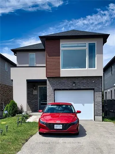 1855 FOXRIDGE Crescent, London North, ON N6G 0L7