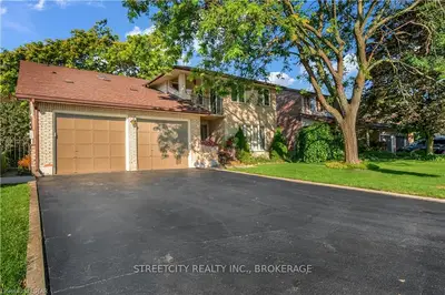20 NATHANIEL Court, London North, ON N5X 2N4