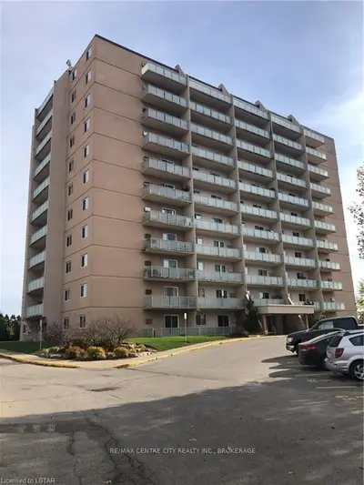 563 MORNINGTON Avenue 109, London East, ON N5Y 4T8