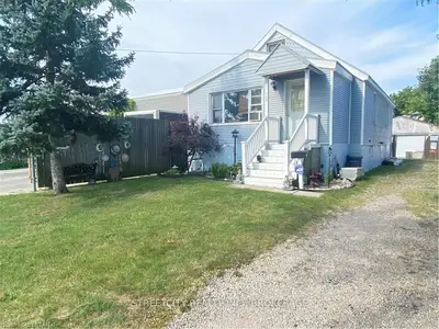 113 AGNES Street, Sarnia, ON N7T 3V3