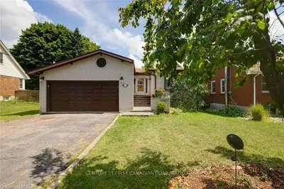 874 WILLOW Drive, London South, ON N6E 1P1