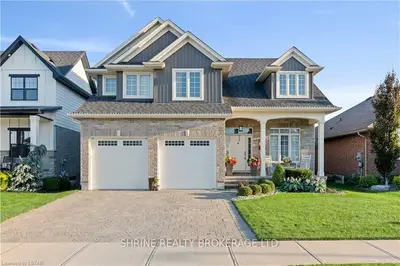 152 ACTON Street, Strathroy-Caradoc, ON N7G 0C7