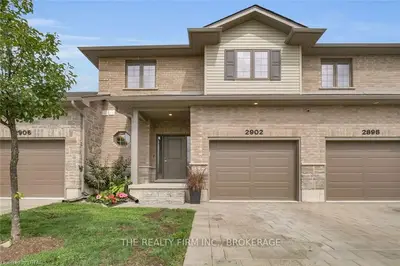 2902 TOKALA Trail 47, London North, ON N6G 0G4