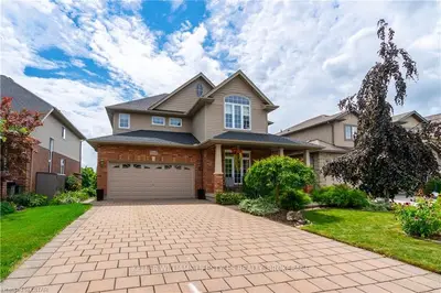 1359 BIRCHWOOD Drive, London South, ON N6K 4Y5