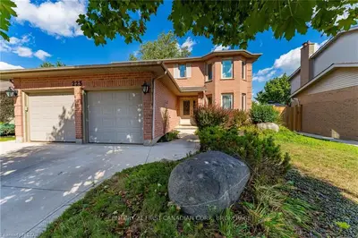 223 EDMUNDS Place, London South, ON N5Z 4V9