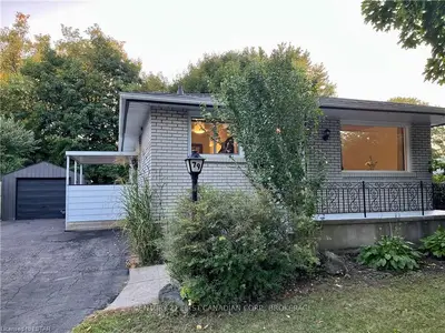 79 AMY Crescent, London East, ON N5Y 4A5