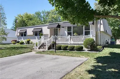 312 PINETREE Lane, South Huron, ON N0M 1T0