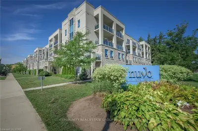 320 SUGARCREEK Trail 118, London North, ON N6H 0G3