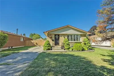 92 KINBURN Crescent, London South, ON N6E 1J2