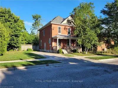 7 ST ANDREW Street, London North, ON N6H 1Z4