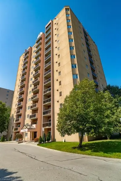 860 COMMISSIONERS Road E 104, London South, ON N6C 5Y8